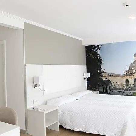 Hotel Loiola 2*