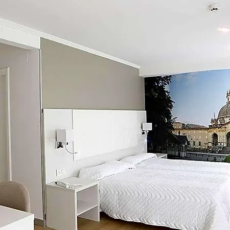 Loiola Hotel 2*