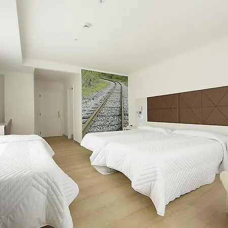 Loiola Hotell 2*